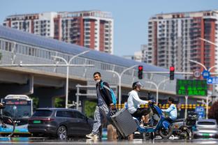 追梦：和保罗打球再好不过 除了没法跟夺冠相比 希望我们都能留下